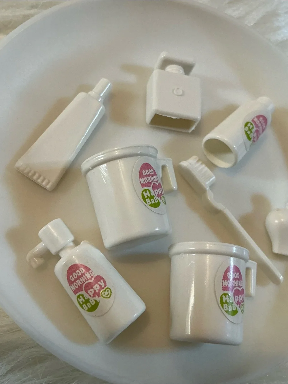 8pc minature bath accessories for dollhouse